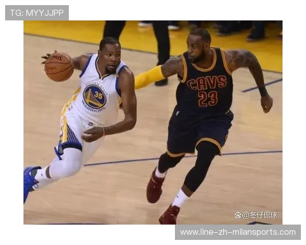 史诗级对决：杜兰特vs詹姆斯，谁是更强的“赛场王者”？